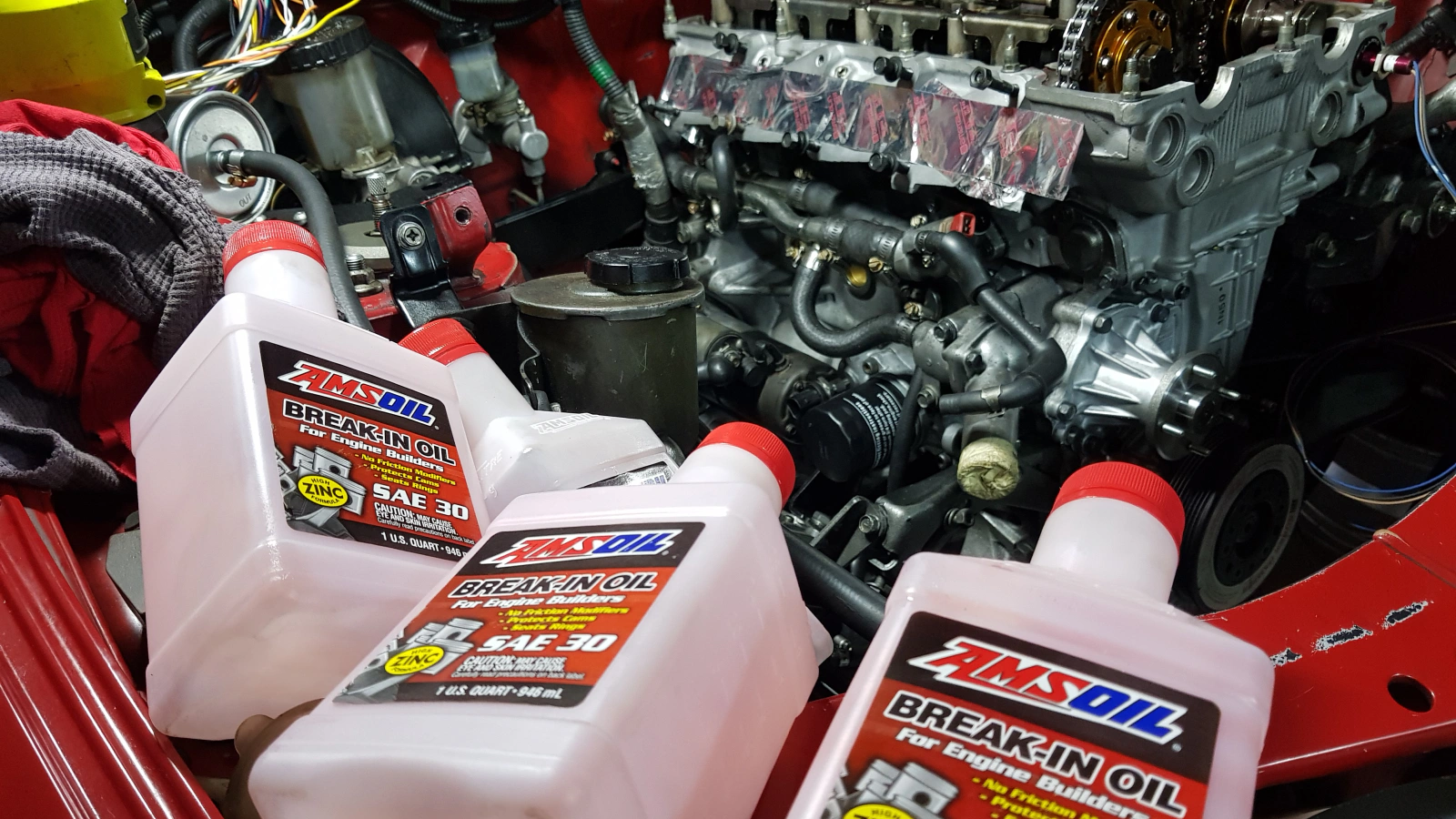 AMSOIL Break-In Oil during a performance engine build