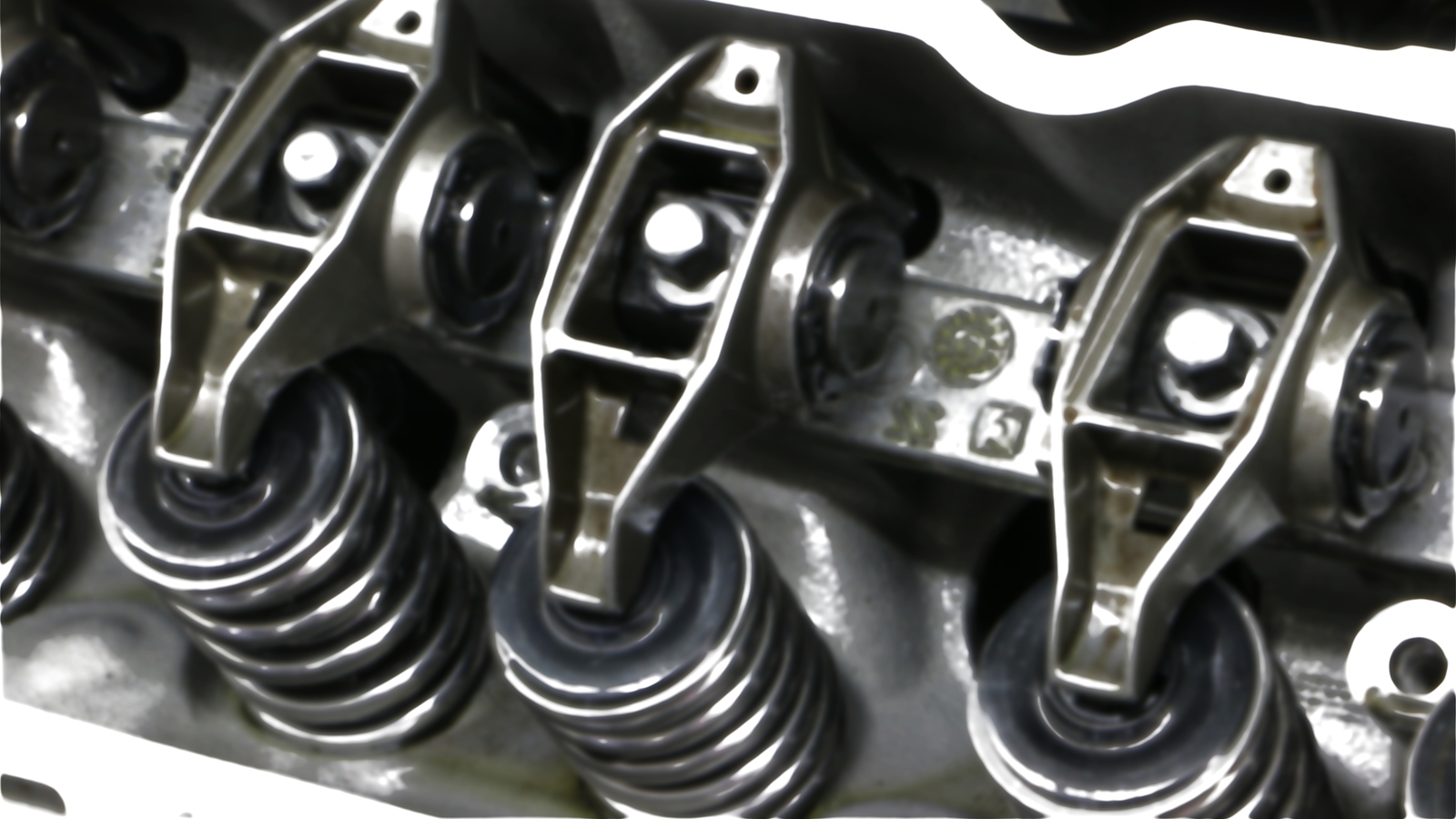 High-Zinc Engine Oil: What Is ZDDP and Does Your Engine Need It?